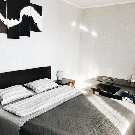 Prado 333 Apartment เคียฟ ภายนอก รูปภาพ